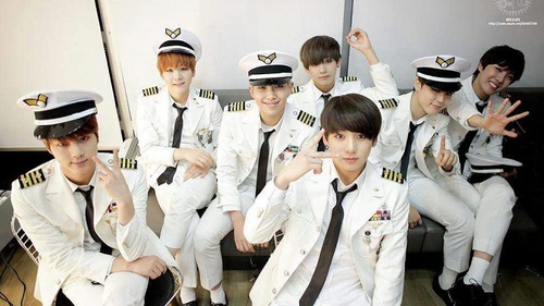 Tất tần tật về chiếc áo ‘Wings tour’ đang cực hot của BTS