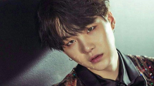 Suga BTS bất ngờ tiết lộ lý do bật khóc trong nhà tắm sau lễ trao giải Âm nhạc Mỹ