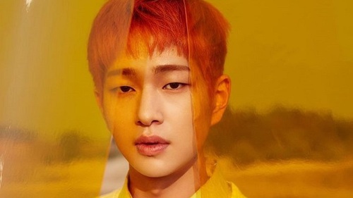 Trưởng nhóm Onew của SHINee bất ngờ công bố ngày nhập ngũ liền kề