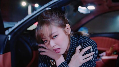 Chuyện đau lòng sau lời rap của Jennie Blackpink trong ‘Lovesick Girls’