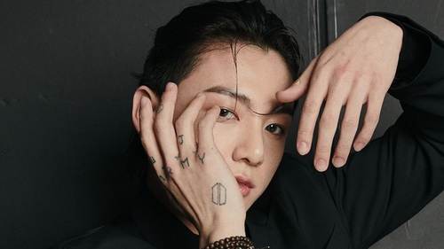 Kiểu tóc mới của Jungkook BTS đang 'làm mưa làm gió' trên mạng xã hội