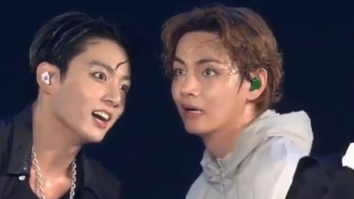 Kết thúc Sowoozoo, BTS thu về rổ meme cười nguyên ngày