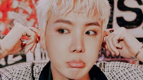 J-Hope BTS đã 'tám' chuyện gì với ARMY trên Weverse?