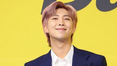 RM BTS sắp có mixtape mới, ‘mono.’ vẫn trên cơ mọi album iTunes