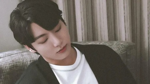 Tâm tình sâu sắc Jungkook giấu trong ‘My You’ tặng ARMY