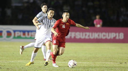 Đỗ Hùng Dũng: Đã hết 'đen đủi, giờ là ông chủ tuyến giữa của Việt Nam