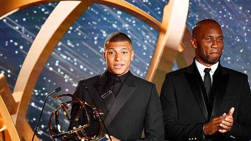 HLV của PSG sốc khi Mbappe công khai ‘thả thính’ với Real Madrid