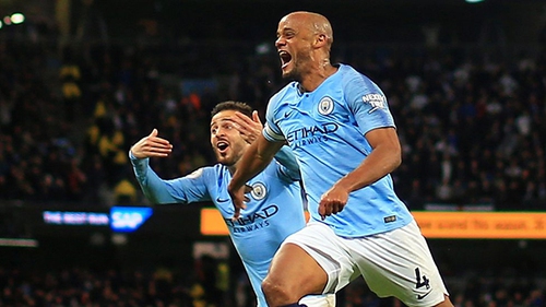 ĐIỂM NHẤN Man City 1-0 Leicester: Kompany sắm vai người hùng, Man xanh cận kề chức vô địch