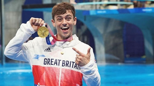 Những ngôi sao thể thao của năm 2021: Từ Tom Daley đến Lewandowski