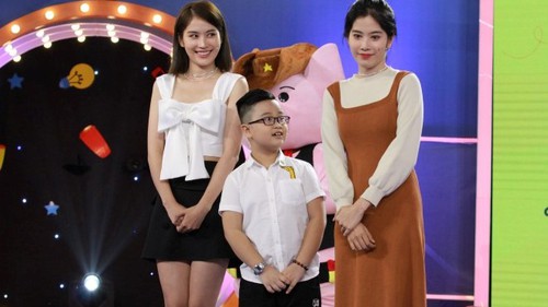 Nam Em, Nam Anh và Quân A.P tham dự gameshow 'Gia đình thông thái'