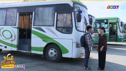 'Vua bánh mì': Nguyện tạm biệt dì Thanh lang thang khắp nơi tìm mẹ