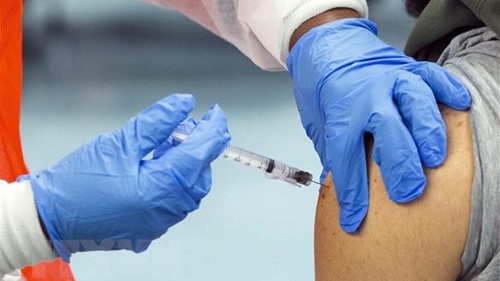 Chuyên gia Mỹ đề xuất tiêm liều vaccine phòng Covid-19 thứ ba