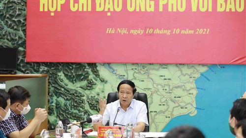 Bám sát diễn biến bão lũ để dự báo chính xác và chỉ đạo ứng phó với thiên tai