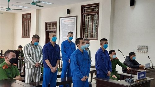 Xét xử con nuôi Đường 'Nhuệ' và 5 bị cáo về tội 'Cố ý gây thương tích'