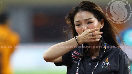 Giành HCV SEA Games 29, nữ trưởng đoàn U22 Thái Lan vẫn không được tin tưởng