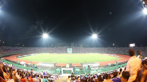 Tuyển Việt Nam đối đầu Campuchia trên sân cỏ nhân tạo