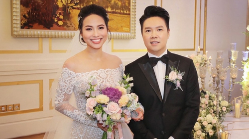 Ca sĩ Lê Hiếu chào đón con trai đầu lòng