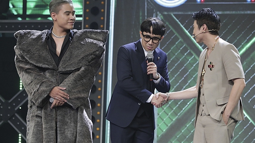 ‘Rap Việt’: GDucky thắng lớn ở bảng đấu ‘tử thần’ nhờ chuyển cho ‘Đen Vâu 1 tỷ’