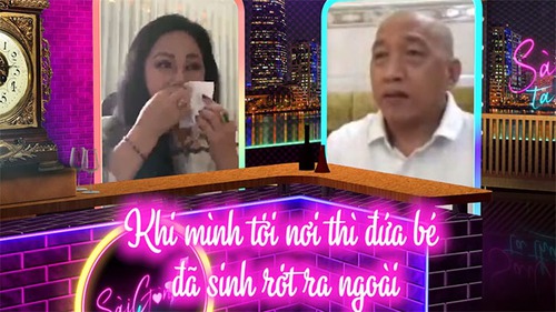 Khóc nghẹn cảnh mẹ bầu trong ‘vùng đỏ’ sinh rớt con vì không người giúp