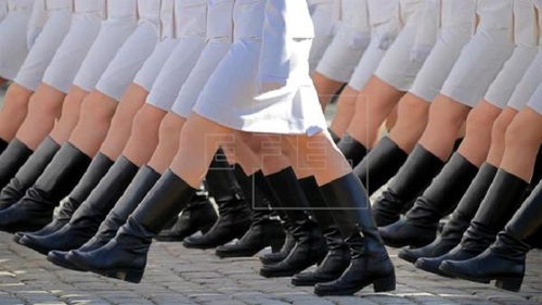 Ngắm 'chiến binh' nhí, nữ quân nhân xinh đẹp duyệt binh Ngày Chiến thắng của Nga