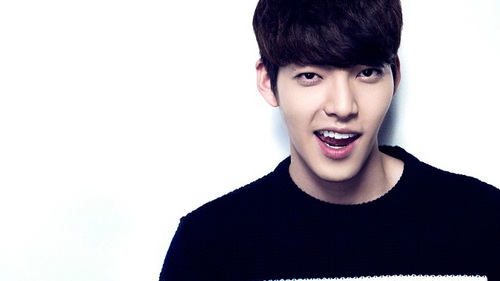 Kim Woo Bin giảm cân trầm trọng sau đợt hóa trị ung thư đầu tiên