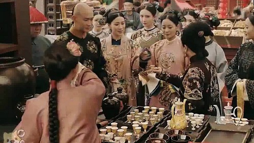 Xem 'Diên Hy Công Lược': Anh Lạc giả làm cô bán rượu, giành lại sủng ái trước mặt cả hậu cung