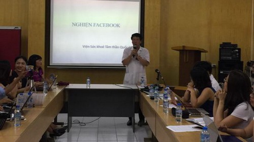 'Nghiện' facebook dẫn tới ảo giác, co giật - cảnh báo từ Viện Sức khỏe tâm thần