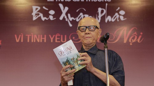 Nhà văn hóa Hữu Ngọc được được vinh danh Giải thưởng Lớn - Vì tình yêu Hà Nội