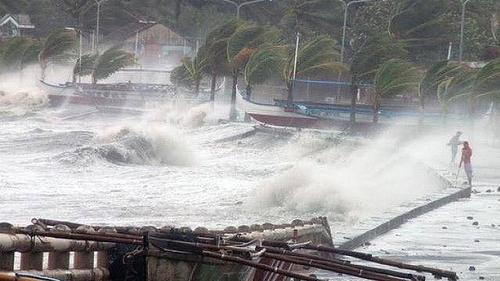 Bão giật cấp 8 đi vào vùng biển từ Thái Bình đến Nghệ An