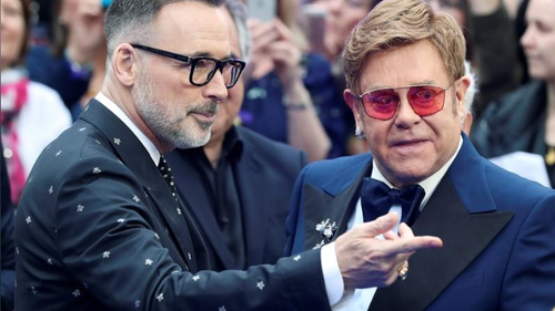 Elton John nổi giận khi cảnh quan hệ đồng tính trong ‘Rocketman’ bị cắt