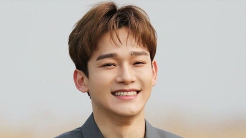 Onew Shinee, Chen Exo và những thần tượng từng bị fan quay lưng