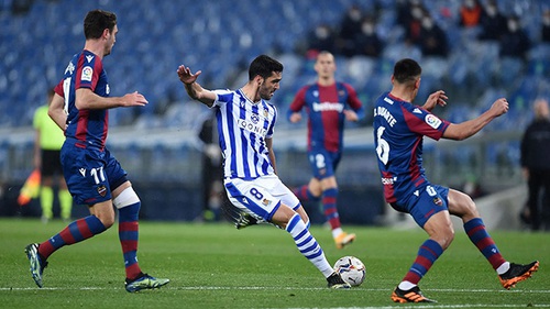 Soi kèo nhà cái Levante vs Sociedad. Nhận định, dự đoán bóng đá La Liga (02h00, 7/5)