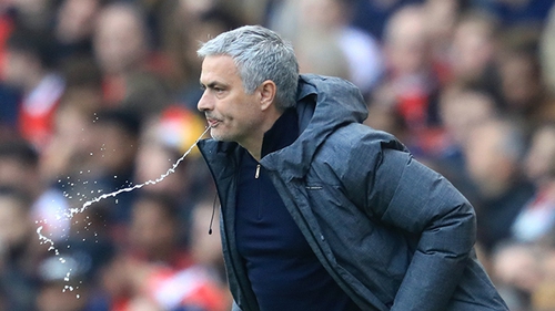 CẬP NHẬT tin sáng 15/5: Mourinho mỉa mai Top 4. Real và Barca cùng thắng. Juventus chưa thể đăng quang