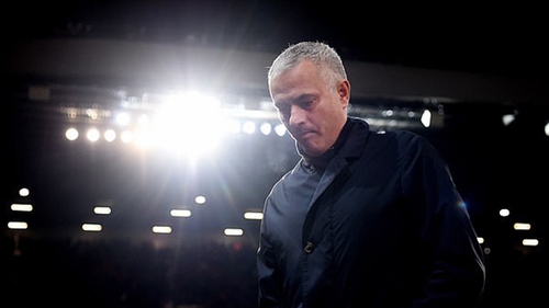 Mourinho vẫn chưa thoát khỏi lời nguyền 'mùa giải thứ ba'