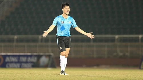 Đình Trọng trở lại trong ngày Hà Nội thua đậm Nam Định ở vòng 1 V-League