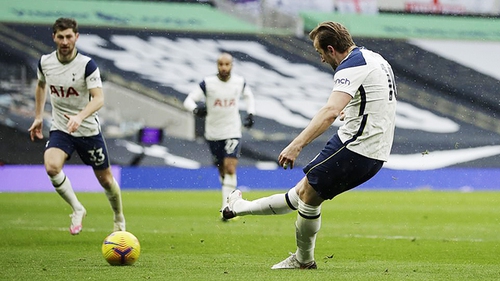 Tottenham 2-0 West Brom: Kane-Son ghi bàn trở lại, Mourinho đã biết thắng