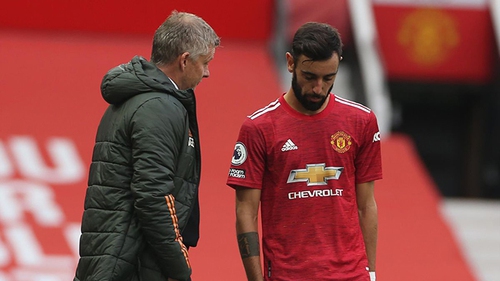 Tin bóng đá MU 7/3: Solskjaer bảo vệ Bruno Fernandes. PSG muốn có De Gea