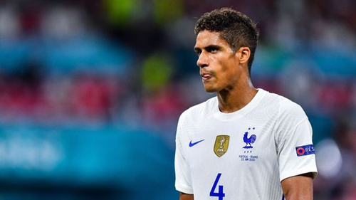 Bóng đá hôm nay 18/7: MU đạt thỏa thuận với Varane. U23 Đức bỏ trận đấu vì bị phân biệt chủng tộc