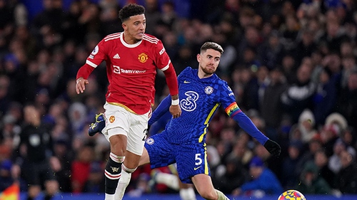 Chelsea 1-1 MU: Sancho trừng phạt sai lầm của Jorginho