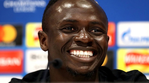Hết Balotelli rồi đến Sadio Mane chế giễu thất bại của M.U