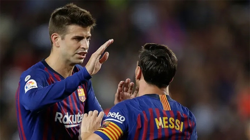 Pique tiết lộ Messi là 'kẻ chơi khăm', gọi Ibrahimovic là kẻ hám tiền