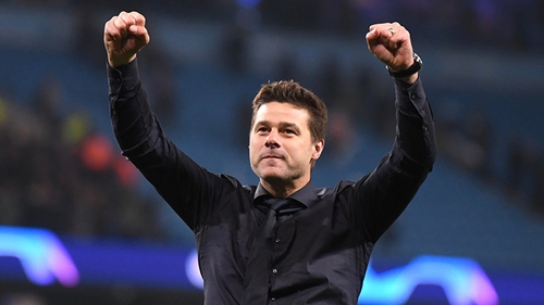 Loại được Man City, HLV Pochettino gây sốc với pha ăn mừng khiếm nhã