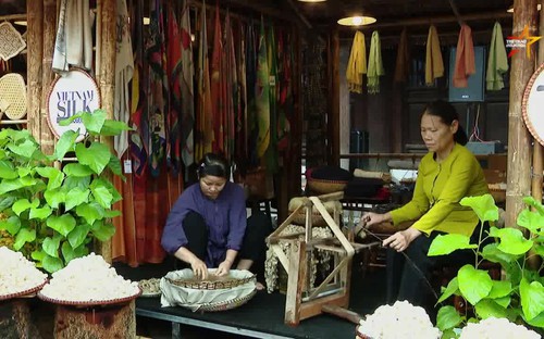 Hội tụ di sản làng nghề cố đô tại Văn Miếu