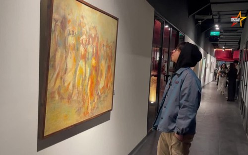 Triển lãm đa phương tiện 'Nữ thời' - Tôn vinh hình ảnh phụ nữ Việt 