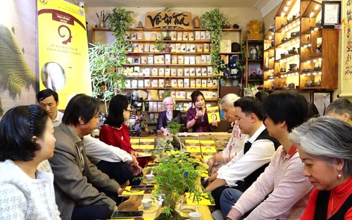 "Tứ trụ thư pháp" Việt Nam ra mắt sách Thần số học cơ bản: Hành trình soi chiếu con người bằng Toán nhân văn