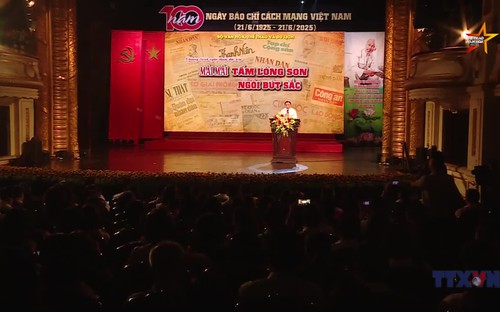 Đêm nghệ thuật đặc biệt tôn vinh nghề báo