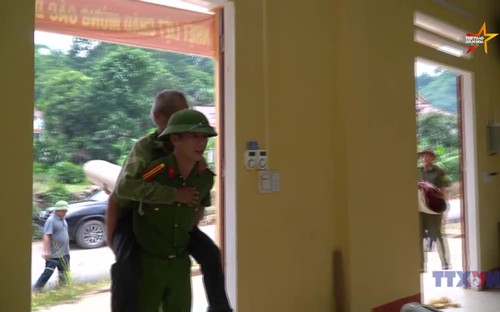 Lào Cai di dời khẩn cấp dân ra khỏi vùng nguy hiểm