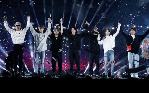 Bản tin Kpop: BTS khiến fan há hốc khi đóng góp tỷ đô cho Hàn Quốc, YG bị chỉ trích vì chôn vùi tài năng 'gà nhà'