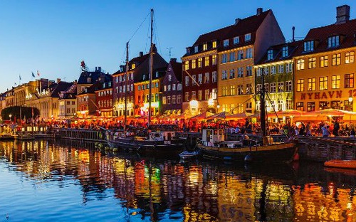 Kênh Nyhavn, Copenhagen lung linh mùa Giáng sinh