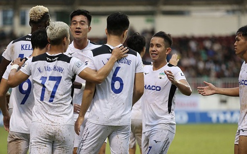 Bóng đá Việt Nam: HAGL thoát hiểm phút chót nhưng không có "cửa" vô địch V-League 2020
